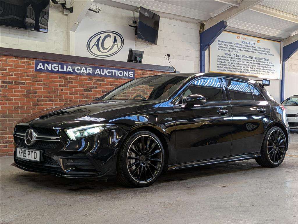 <p>2019 MERCEDES-BENZ AMG A 35 4MATIC PREMIUM +</p>