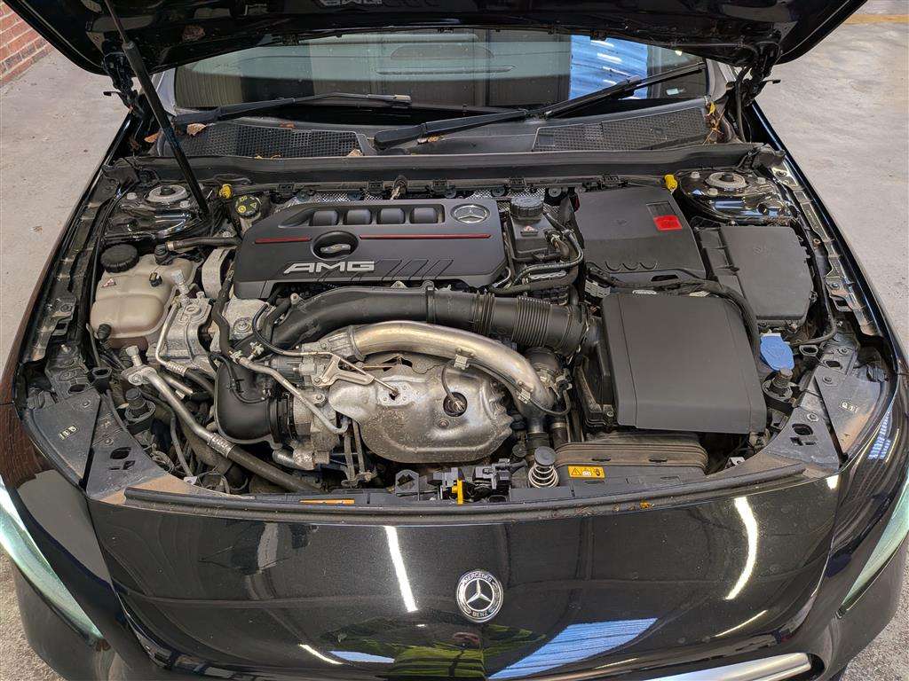 <p>2019 MERCEDES-BENZ AMG A 35 4MATIC PREMIUM +</p>