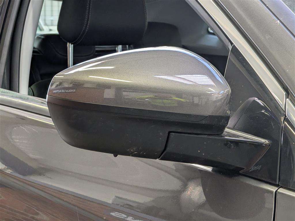 <p>2019 VAUXHALL GRANDLAND X TECH LINE NAV</p>