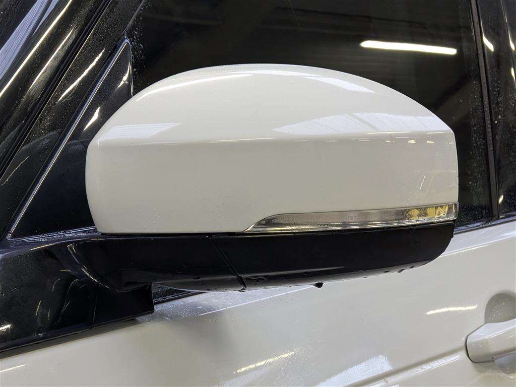 <p>2018 LAND ROVER DISCOVERY SE TD6 AUTO</p>