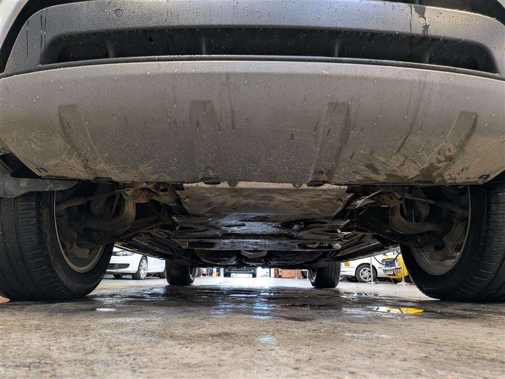 <p>2018 LAND ROVER DISCOVERY SE TD6 AUTO</p>