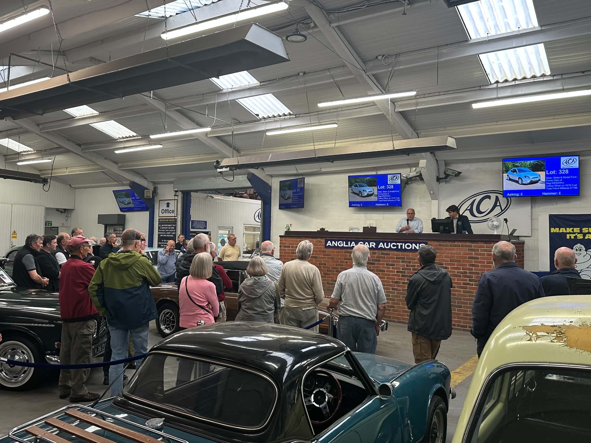 Local Classic Vehicle Clubs Enjoy An Exclusive Auction Preview