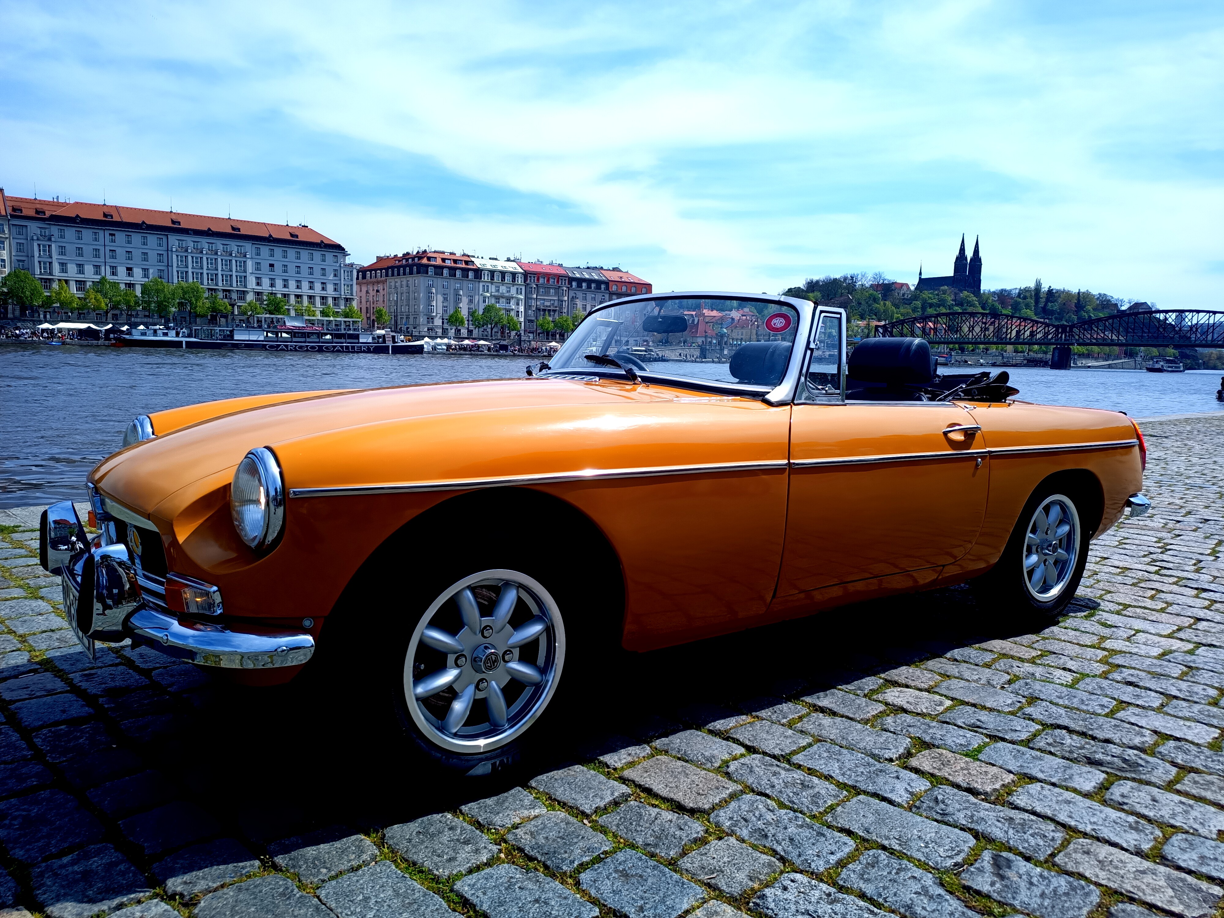 1970 MG B GT finds a new home in Prague